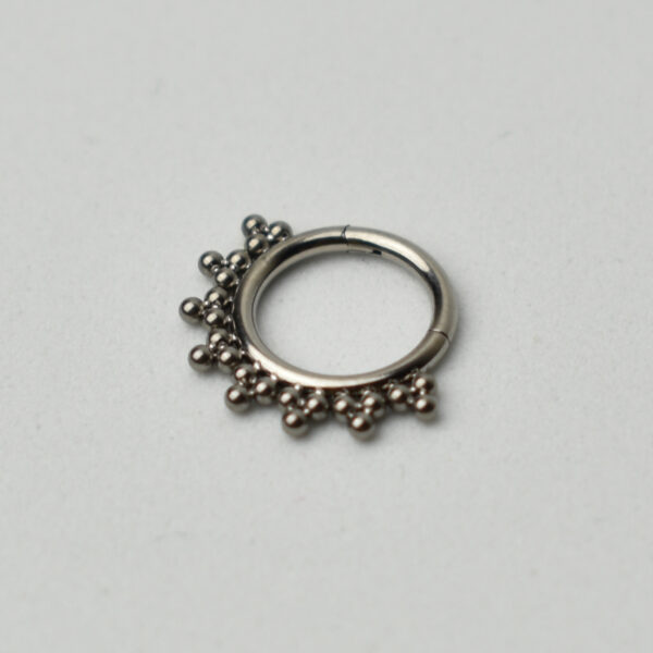Hinged Ring Dhalia